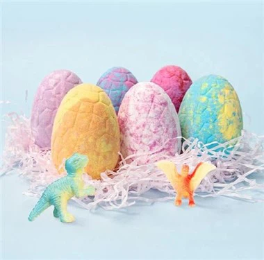恐竜の卵形のバスボムホイットのおもちゃ